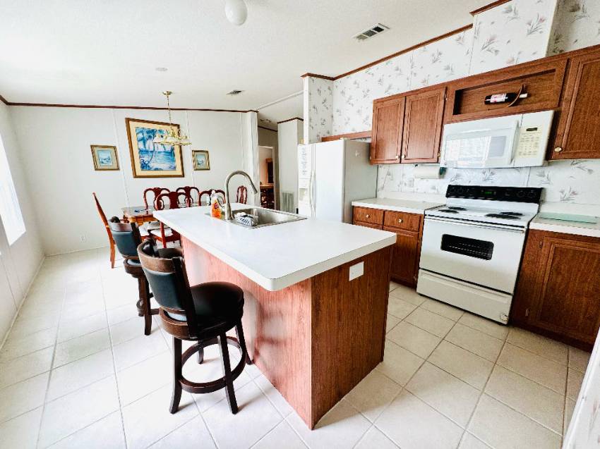 1609 Deverly Drive a Lakeland, FL Mobile or Manufactured Home for Sale